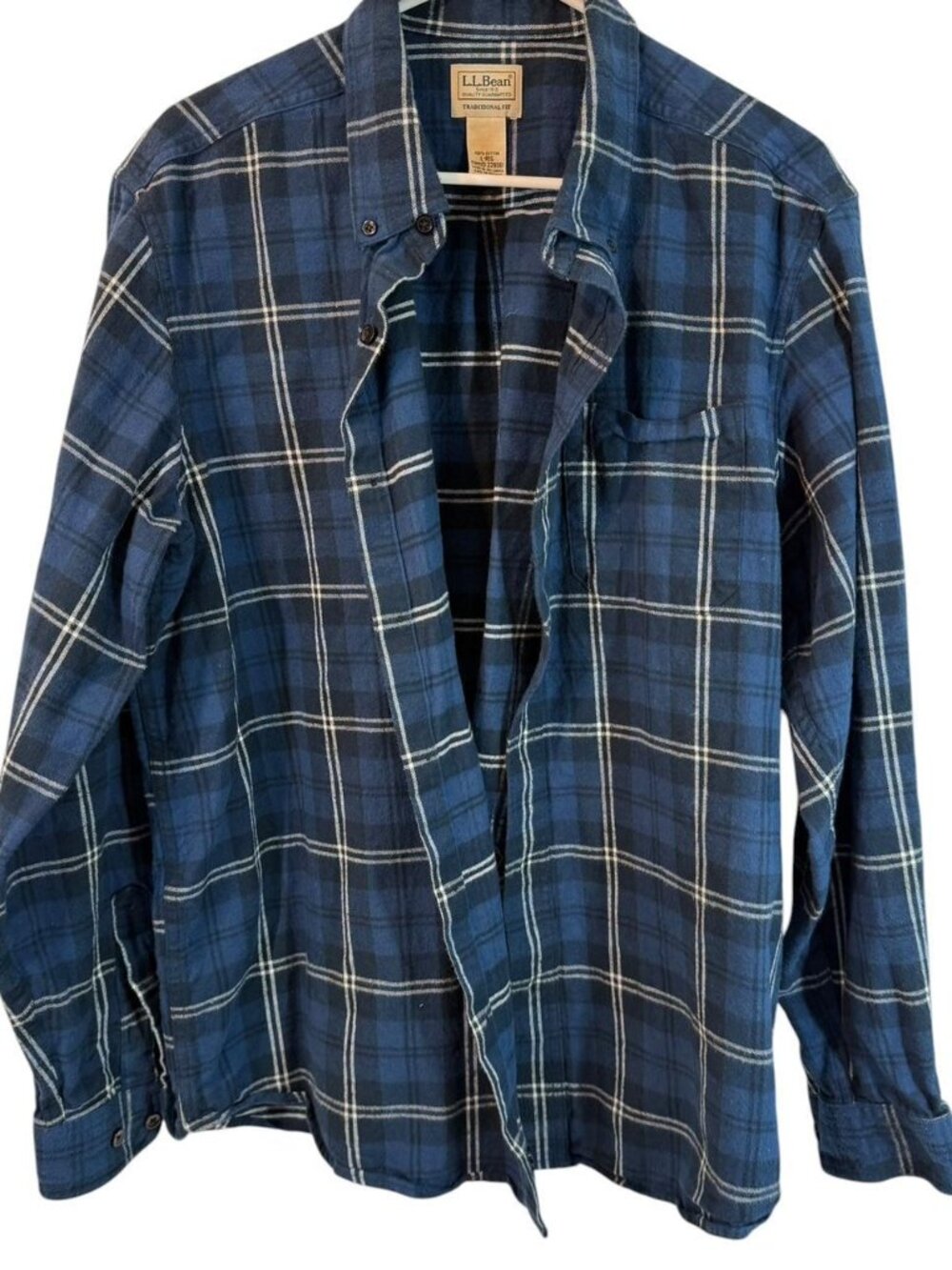 Men's L.L. Bean Navy Blue and Cream Cotton Plaid Flannel, Size Large